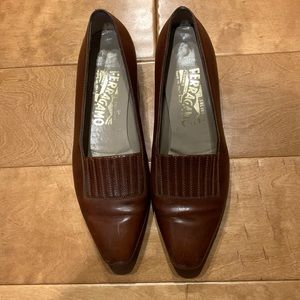 Vintage Salvatore Ferragamo flats